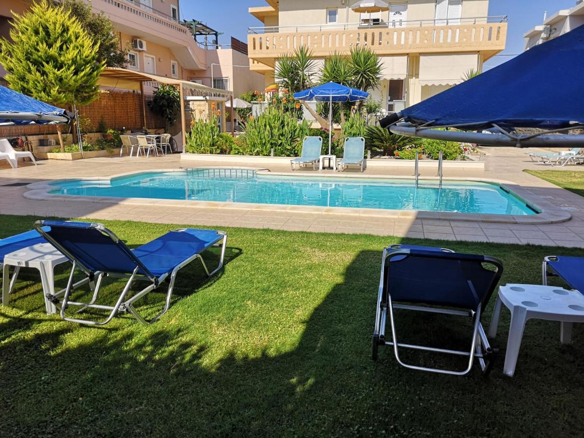 Nicolas Studios & Apartments Agia Marina  Exterior photo